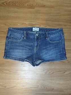 WOMEN'S SIZE 9/10 AEROPOSTALE SHORTS!