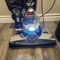 Kirby 100 Vacuum Cleaner With Accessories 