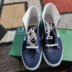 Womens Shoes Vans Size 10.5
