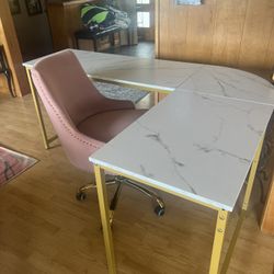 Really Nice Corner Desk AND Great Chair
