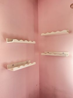 4 White Scalloped Shelves