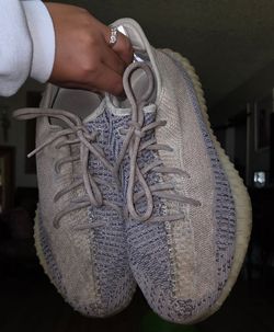 adidas Yeezy Boost 350 V2 "Ash Pearl size 10.5
