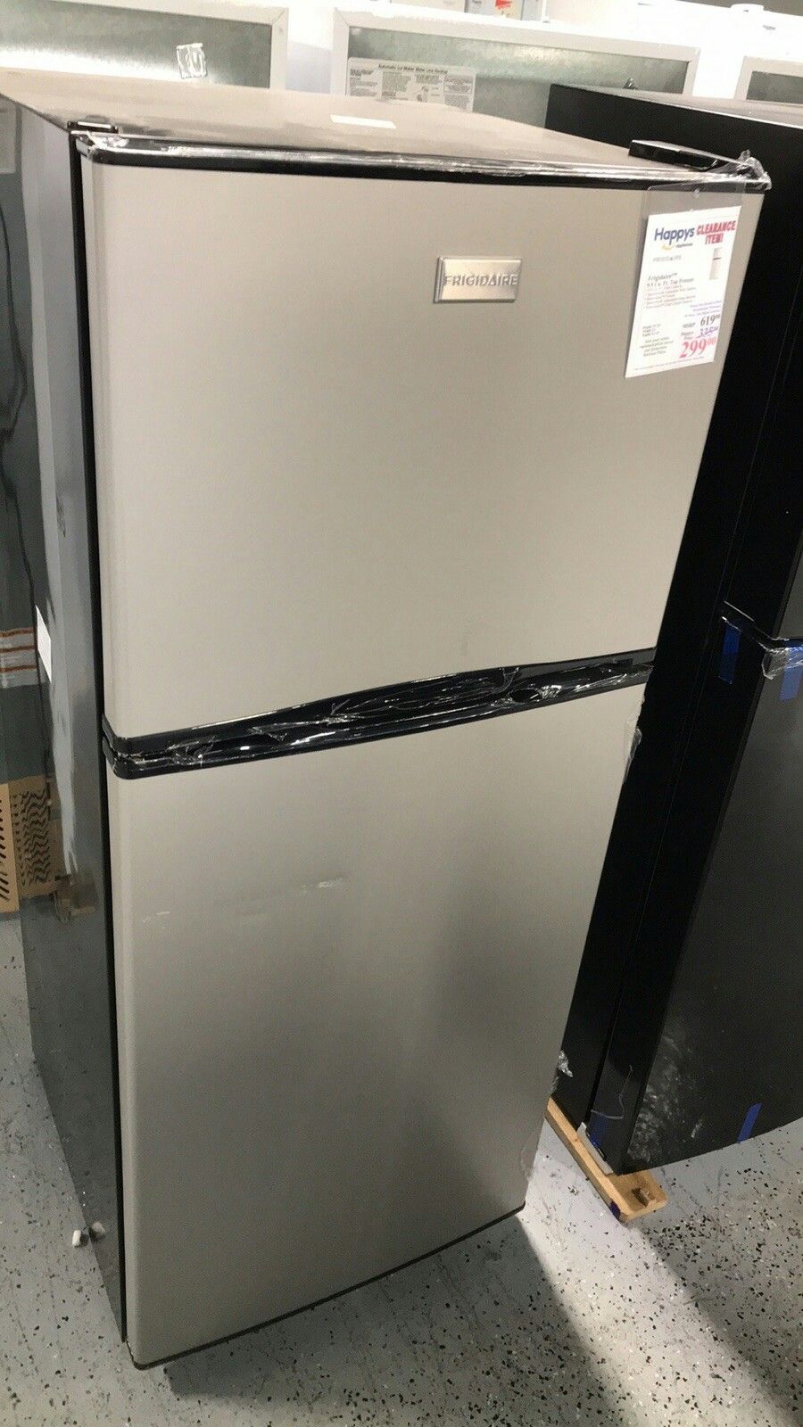 Frigidaire Gray Refrigerator