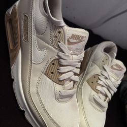 Womens Nike Air Max 90 Athletic