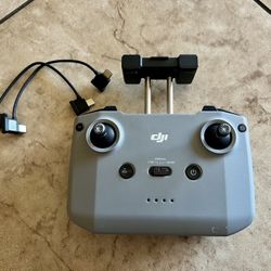 DJI (RCN1) RC231 Remote For Drones, Mavic 3, Air2, Air 2S,  Mini 2, & mini 3 Series.
