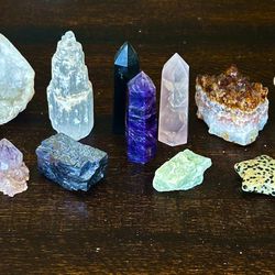 Assortment Of Crystals 🔮