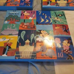 12 Disney Socks Box
