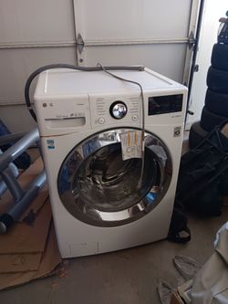 Front loading LG Washing machine