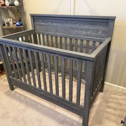 Pottery Barn Full Size Charlie Crib (All parts)