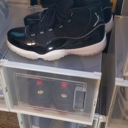 Jordan 11s