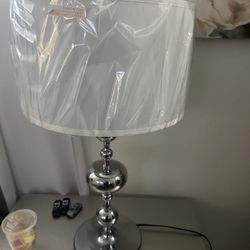2 Lamps 