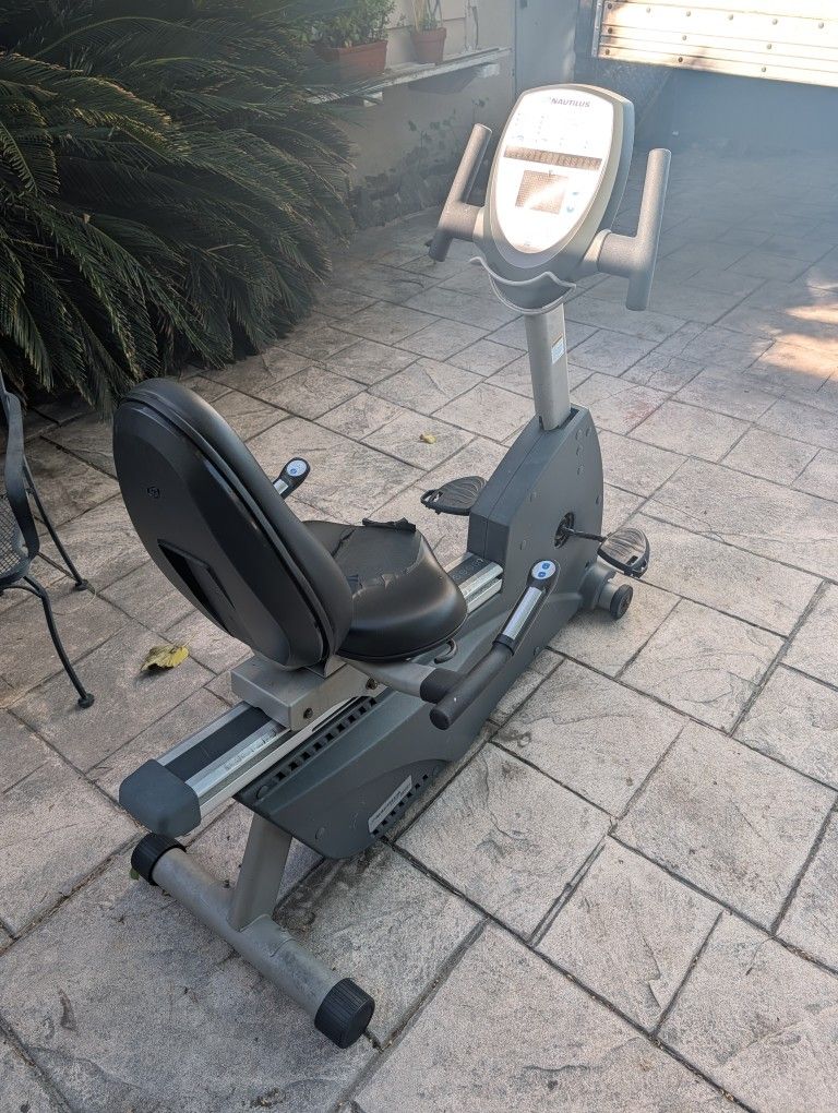 Nautilus Recumbent Exercise Bike