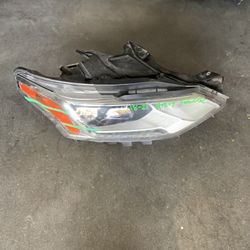 2018-2021 Chevy Traverse Right Headlight