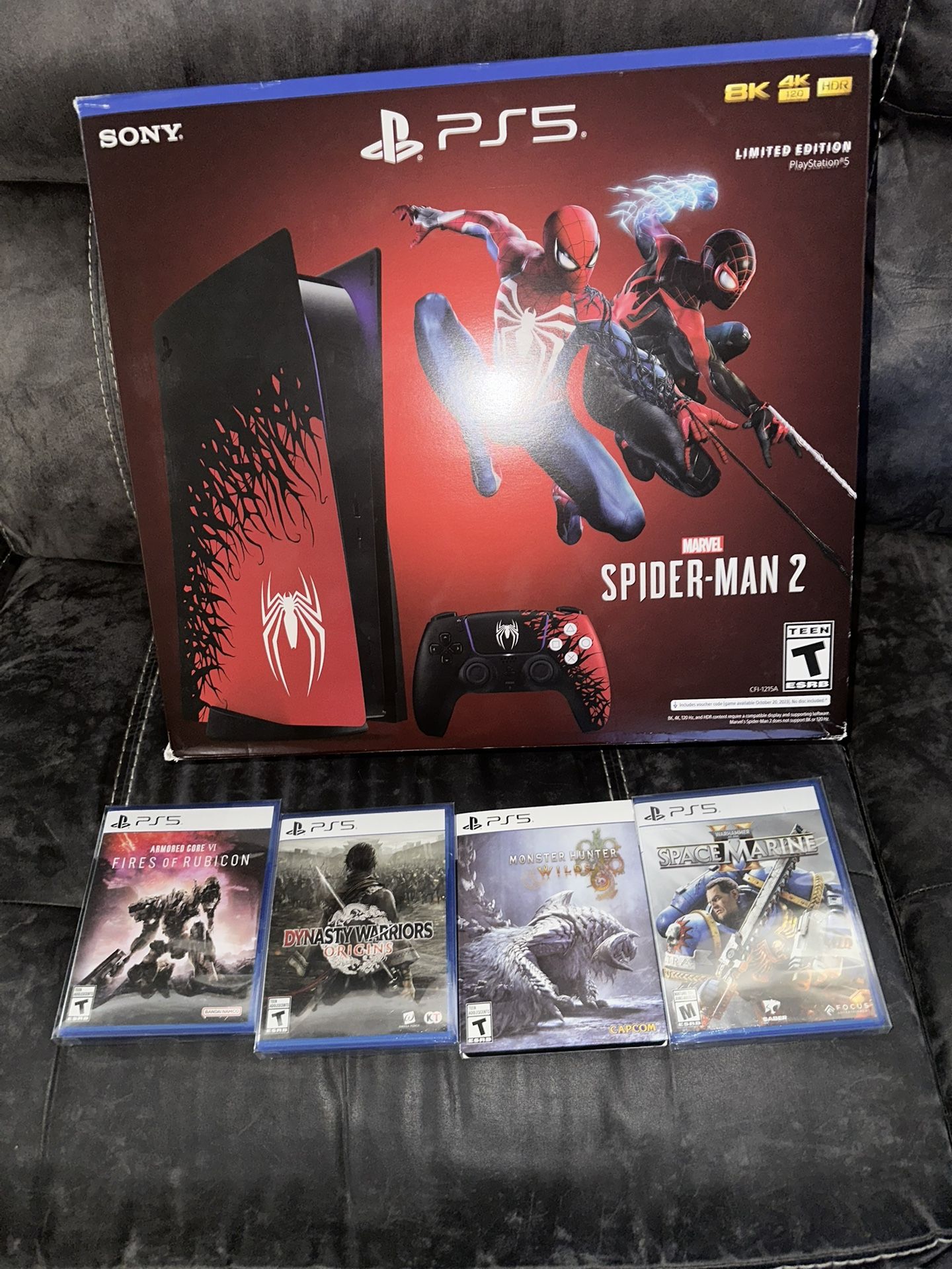PlayStation 5 Disc Version [Marvel Spider-Man 2 Limited Edition Console] With 4 Games 