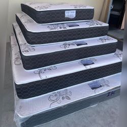 Cal king size mattress/ Colchon