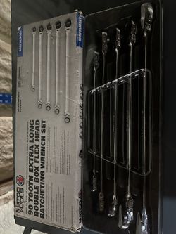 Must have double Sided Double directional ranching wrench set