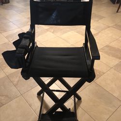 Makeup Studio Chair with detachable pouch organizers for makeup ,brushes,& hair care-NEW-77064
