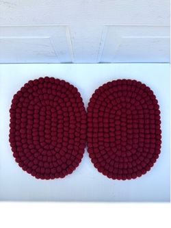 2 woolen felt hand towels / heat insulation pads