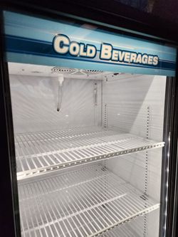 True Commercial Glass Door Refrigerator GDM - 12 - HC - LD 