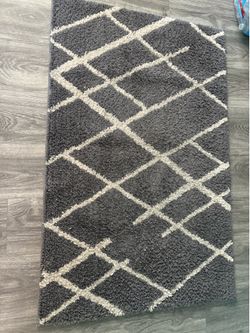 Carpet 3ftX2ft $3
