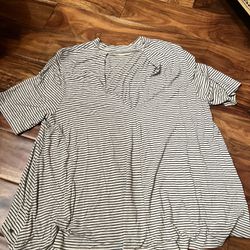 Women’s striped American Eagle t-shirt. Size large