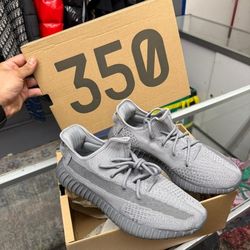 Yeezys Shoes 