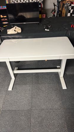 Adjustable desk 48inch