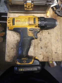 12 v dewalt drill and batery no charger