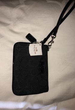 Coach wristlet/wallet, black