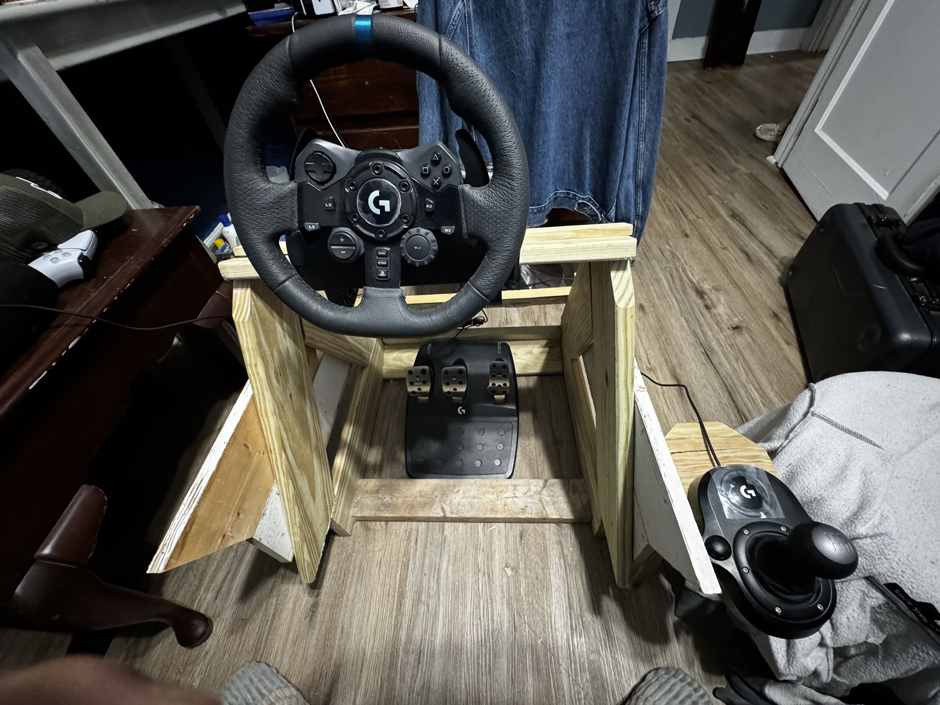 Logitech Wheels And Shifter With Pedals