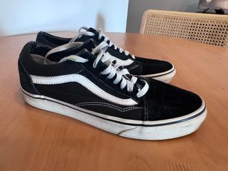 Vans Old Skool (Women’s Size 9.5)