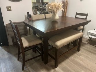 Dining Table 4 Chair & Bench