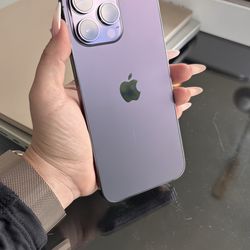 Apple iPhone 14 Pro Max 128GB Unlocked to any company! 90 day warranty! We offer financing!