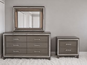 6 Drawer Dresser + Night Stand