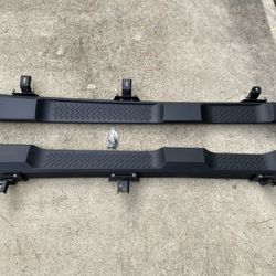 Jeep JK OE Side Steps 4 Dr 2011