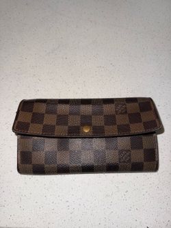Louis Vuitton wallet authentic