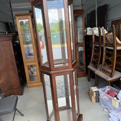 Pulaski Furniture Solid Wood Curio Cabinet FREE DELIVERY