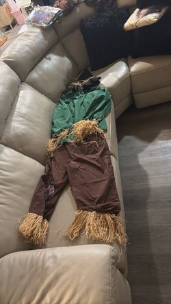 Scarecrow costume from the Wizard of Oz. Size M
