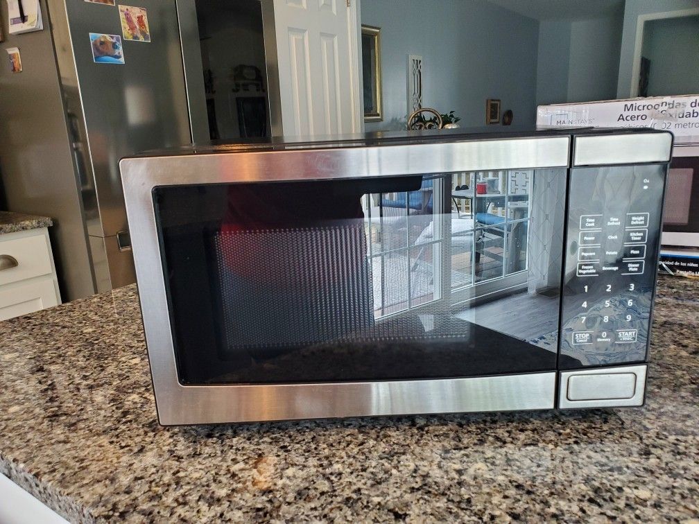 Microwave (.7 cuft)
