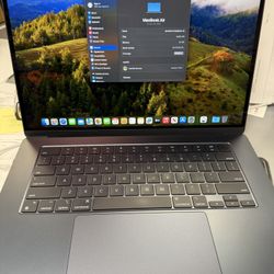 Unused Apple MacBook Air 15” M3 24gb Ram 1TB 100% Battery 
