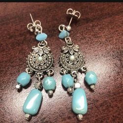 Vintage Avon Turquoise Earrings 