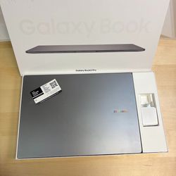 Samsung Galaxy Book5 Pro 16" Touch Screen Laptop (Opened Box)