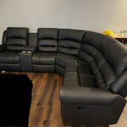 Black Leather Sectional Sofa 