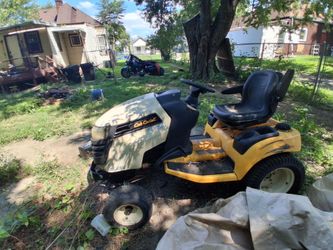 Cubcadet 2100 gr twin mower
