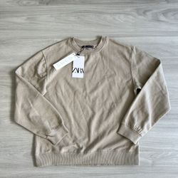 ZARA Minimalist Crewneck Sweatshirt in Stone