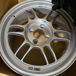 Enkei RPF1 