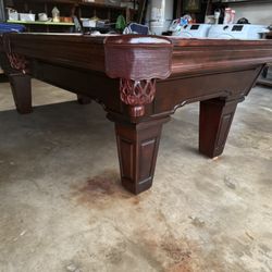 Pool Table 8ft ( Free Delivery & Set Up & New Color Felt Of Your Choice ) 