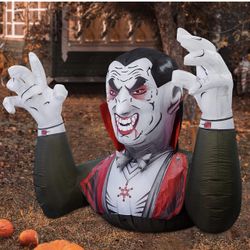 Halloween Inflatable Vampire Dracula