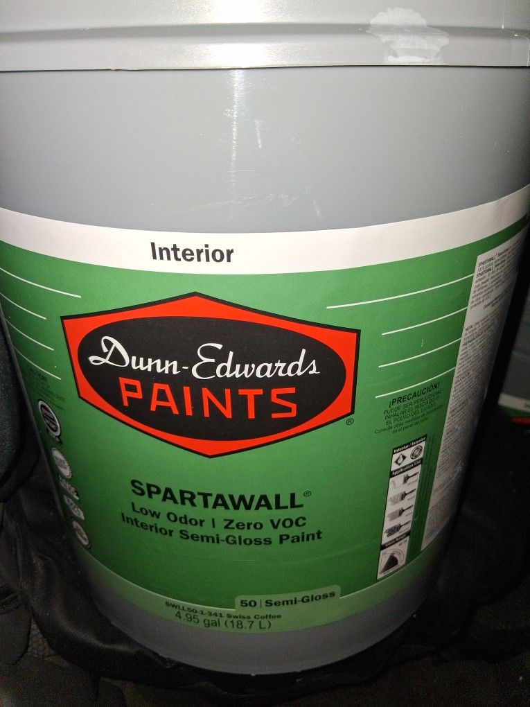 Spartawall Semigloss Swiss Coffee