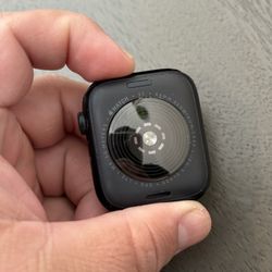 iPhone 14ProMax And Apple Watch Series SE